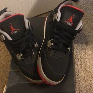 Air Jordan 4